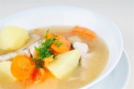 Рецепт - Суп из салаки с картофелем