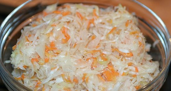 Рецепт - Салат из тмина с капустой